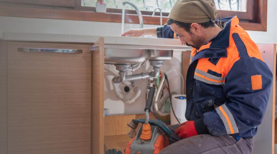 Expert burst pipe repair services in Chalmers, IN